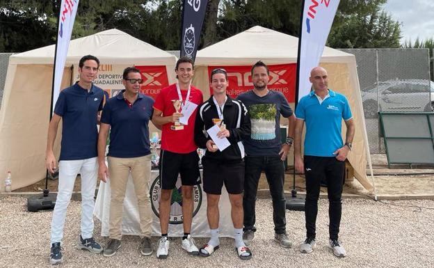 El Trofeo Intersport Zurano de pádel reúne a 60 parejas en su XV aniversario