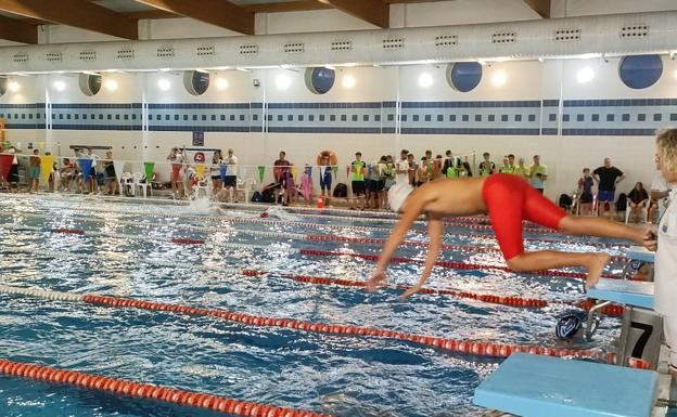 El XI Trofeo de natación 'Ciudad de Lorca' acoge a 358 nadadores de 12 clubes de la Región de Murcia