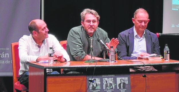 Máximo Huerta presenta 'Adiós pequeño' en Abarán