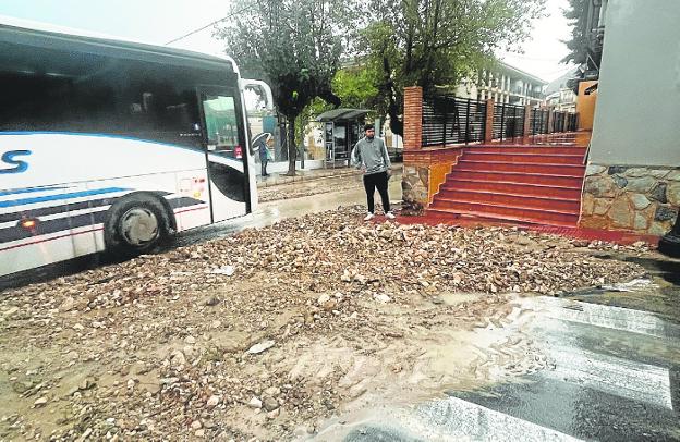 La tormenta deja un rastro de daños en viviendas y caminos en Ojós y Ulea