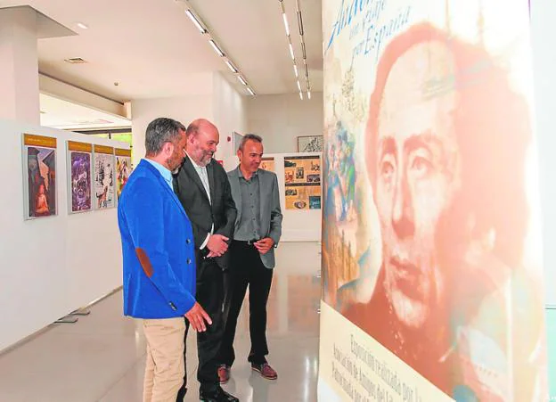 Jesús Boluda, Pablo Braquehais and Juan José Lara, at the exhibition. 