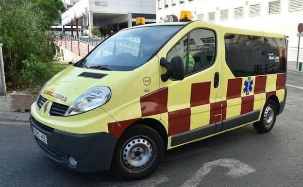 Trasladado al hospital un motorista al sufrir un accidente en la A-7 a su paso por Murcia