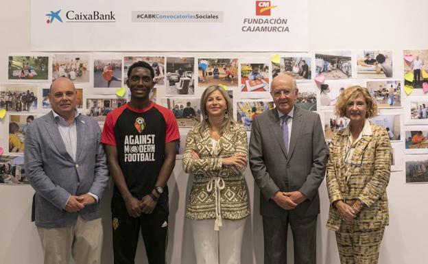 Fundación Cajamurcia y CaixaBank apoyan los proyectos sociales de 70 asociaciones