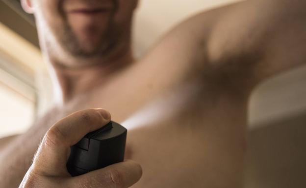 El mejor antitranspirante para hombres, según la OCU