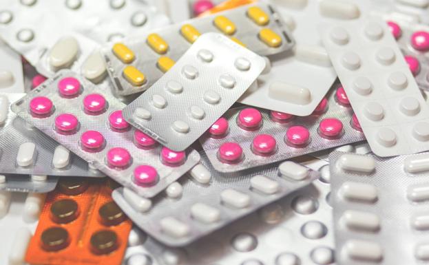 Mezclar ibuprofeno con otros medicamentos: combinaciones que pueden ser peligrosas