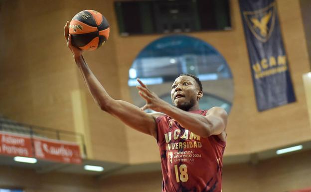 Trice guía al UCAM hacia su primera victoria en el Palacio