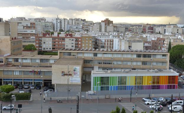 Maristas se queja al Defensor del Pueblo de que «las lagunas legales» permitieron a un condenado por abusos dar clases en Murcia