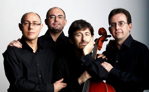 El Cuarteto Saravasti, a escena