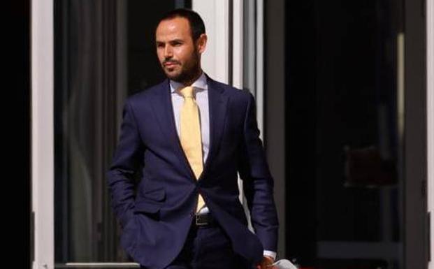 «Las redes sociales han corrompido la educación sexual de los menores»