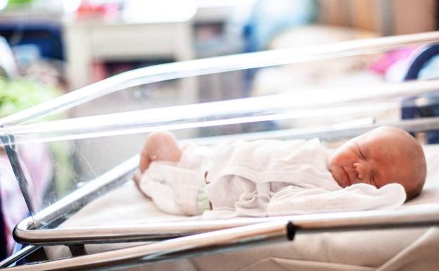 El servicio materno infantil de Quirónsalud Murcia incorpora una Family Room