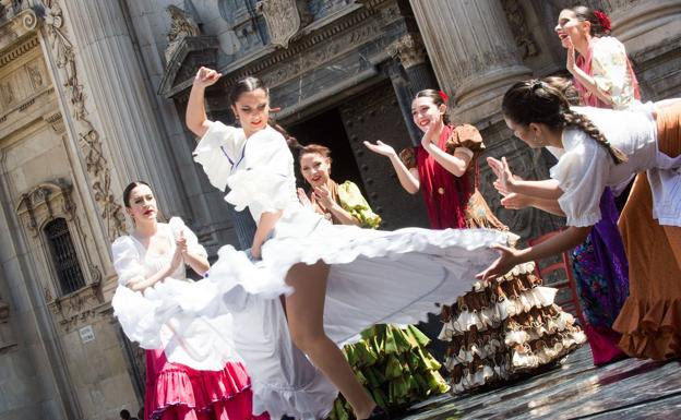 Estudiantes de baile y danza actuarán en cinco plazas por el Día Mundial del Flamenco