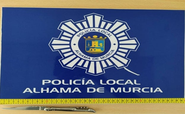 Dos grupos de jóvenes se enzarzan en una pelea con navajas en Alhama