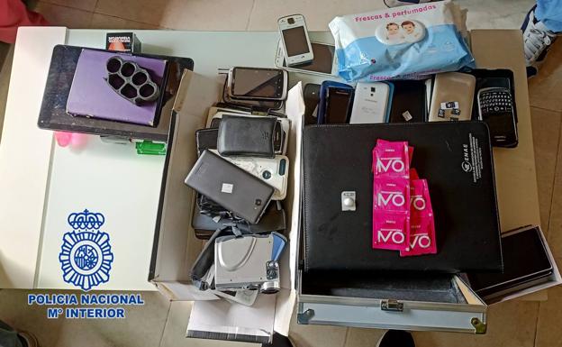 Detenido un hombre que presionaba a sus trabajadoras para prostituirse en un pub de Torre Pacheco