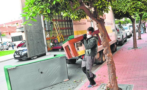 Limpieza de choque tras un desalojo en Beniaján