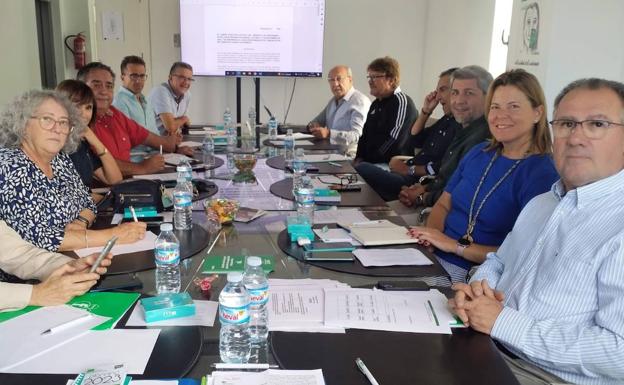 Los enfermeros se suman a la manifestación de los médicos de Primaria en Murcia