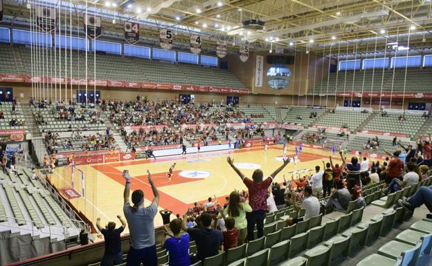Serrano ve «interesante» la oferta para el Palacio de los Deportes de Murcia