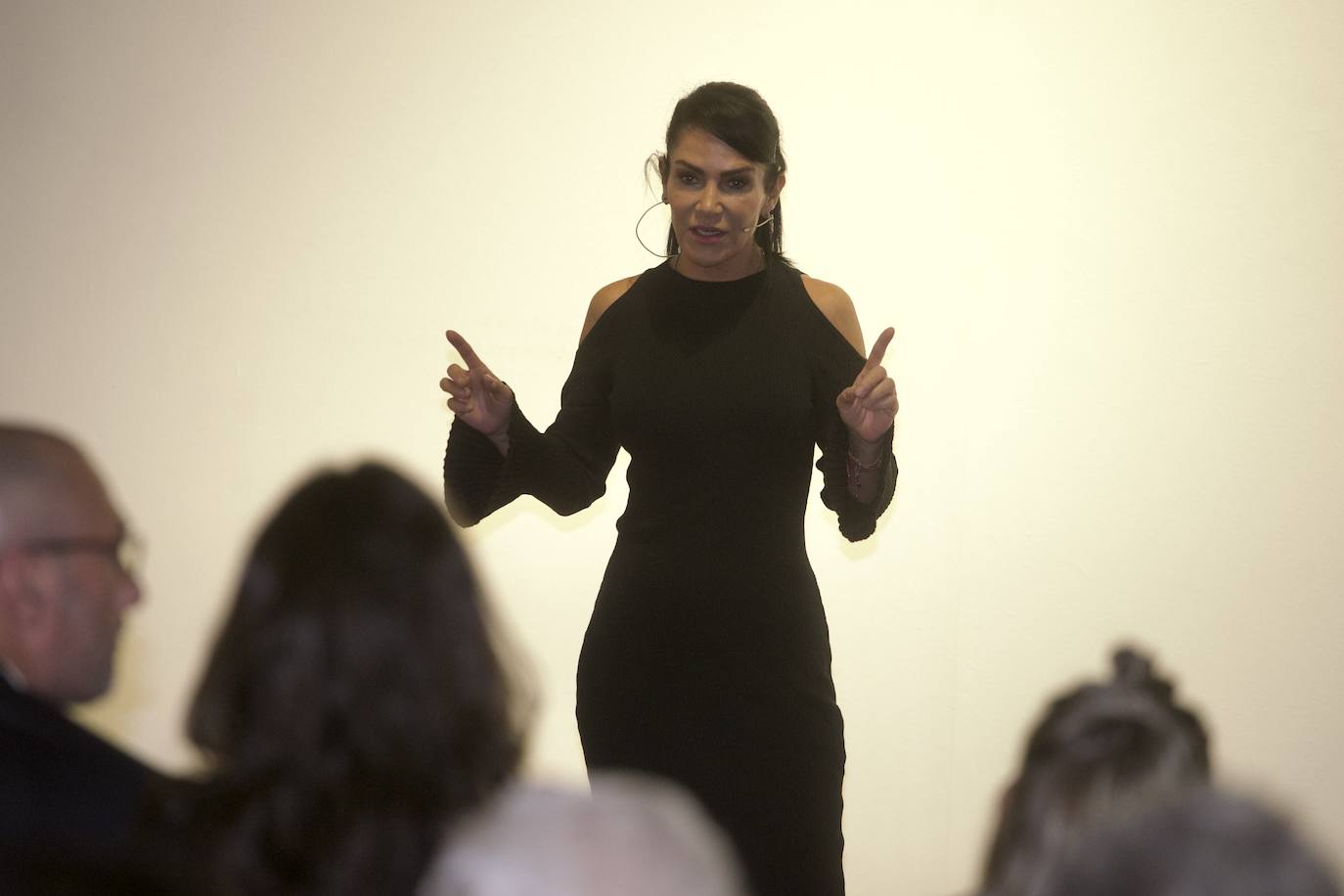 Las imágenes de la charla de Lydia Cacho en Murcia