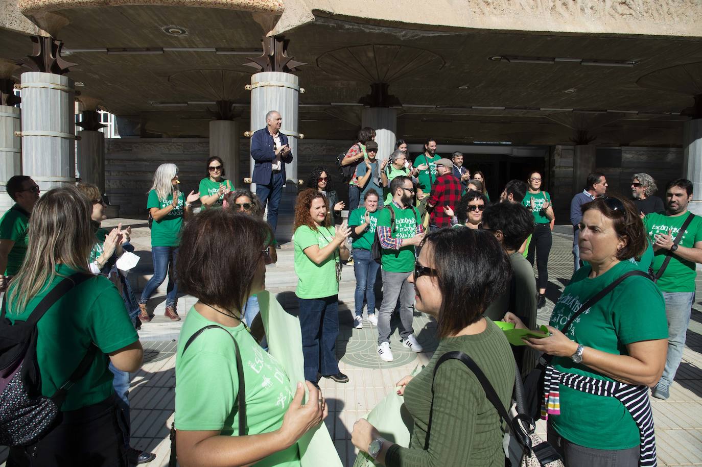 Los sindicatos de enseñanza protestan en Murcia y Cartagena