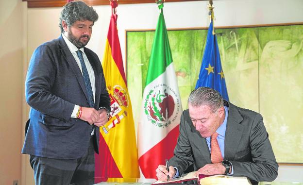 La Región estrecha lazos con México