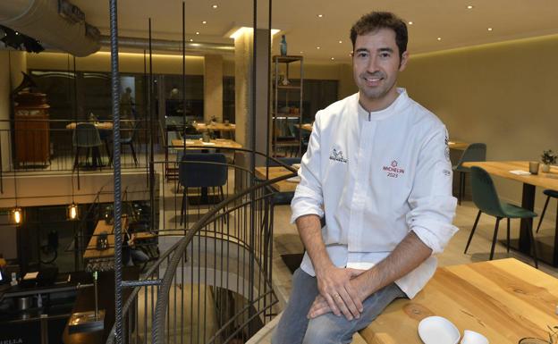 Juan Guillamón, del restaurante AlmaMater: «No hemos parado de recibir reservas desde que salió la estrella en pantalla»