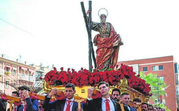 San Andrés vuelve a procesionar por su barrio en Murcia