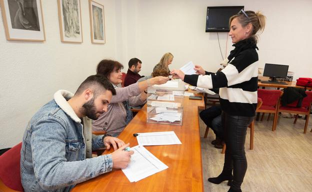 Sidi arrasa con ocho delegados más en las elecciones docentes de la Región de Murcia