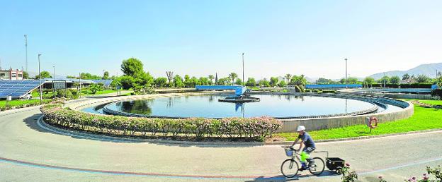 General view of the entrance to the Murcia-Este treatment plant. 