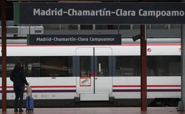 Por qué los trenes de Madrid a Alicante y la Región de Murcia paran ahora en Chamartín