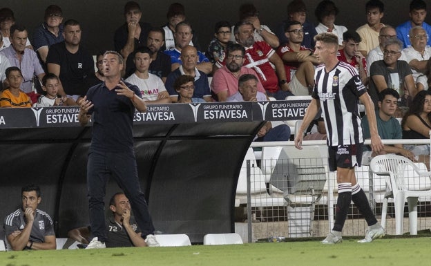 Arribas abandona el Cartagena cinco meses después de su fichaje