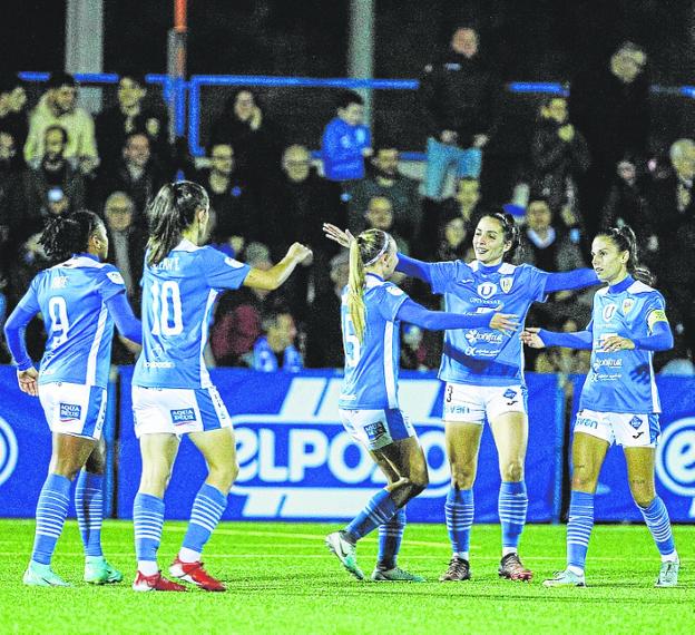El Alhama tumba al Alavés y vuelve a creer en la permanencia
