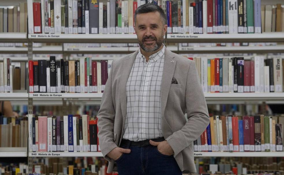 Jesús Boluda, el éxito de la Feria del Libro de Murcia