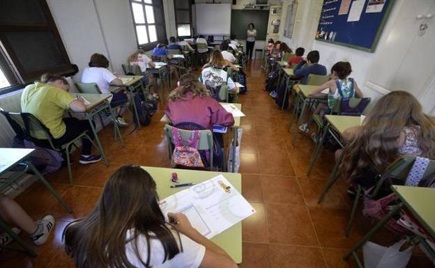 Vox critica el «contenido político» de las actividades extraescolares en un instituto de Lorca