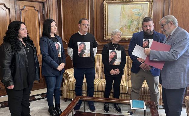 El hermano de la mujer fallecida tras una lipoescultura: «Queremos que la 'Ley Sara' sea una realidad antes del final de la legislatura»