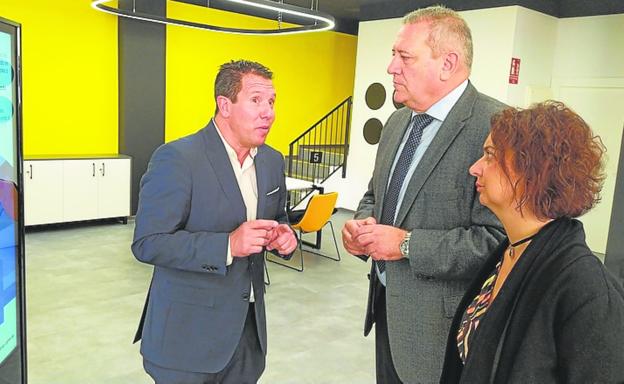 La Agencia Tributaria regional estrena oficina en Mula tras atender un 24% más de consultas este año