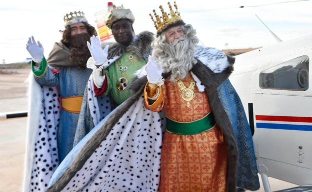La Base Aérea de Alcantarilla abre sus puertas para recibir a los Reyes Magos este jueves