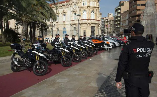 Presentation of the new vehicles of the security forces, this Tuesday, in Cartagena.
