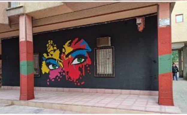Medio centenar de nuevos grafitis dan vida en 2022 a las calles de barrios y pedanías de Murcia
