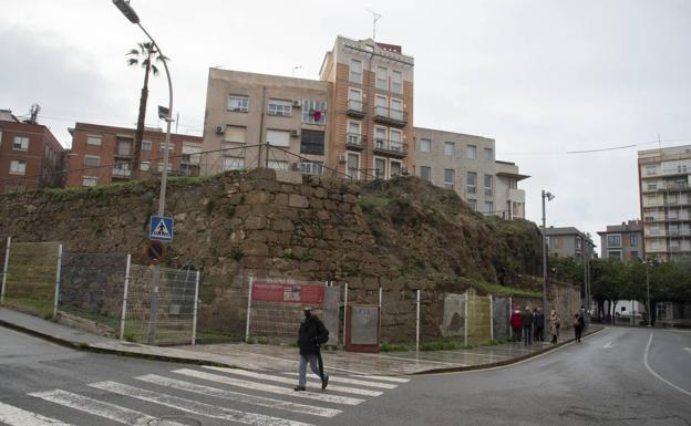 El PCAN pide actuar en el refugio de la Serreta y el Baluarte Berwick de Cartagena