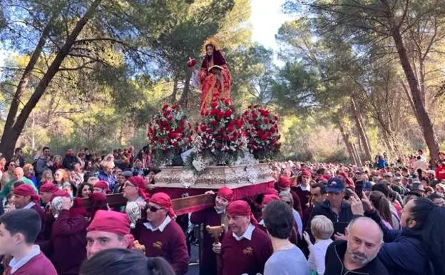 La Patrona de Totana regresa a su santuario acompañada por unas 15.000 personas