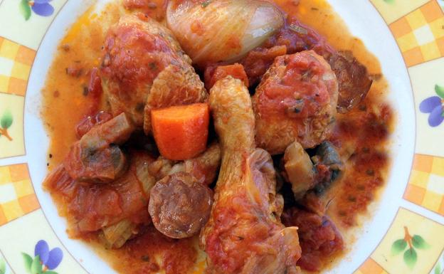 Guiso de pollo con chorizo