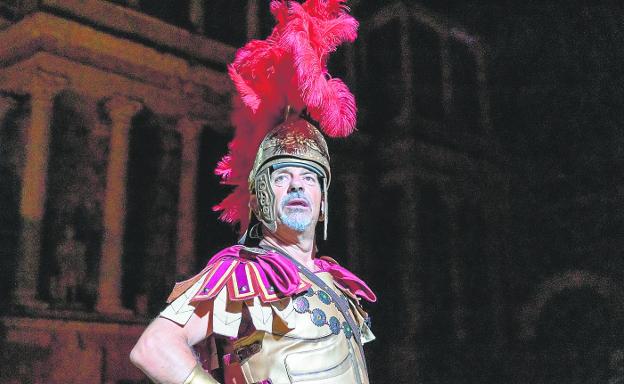 Carlos Sobera: «Puede que de aquí a diez años, con dos 'collons', interprete a la Celestina»