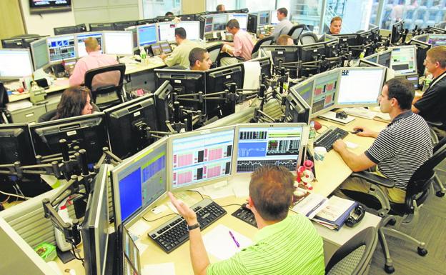 Más de 380 millones de dinero murciano se esfuman con la caída de fondos de inversión