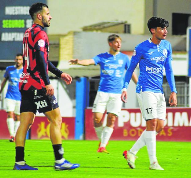 Al derbi de La Constitución también le falta pólvora