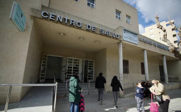 La saturación provoca demoras de más de una semana en centros de salud