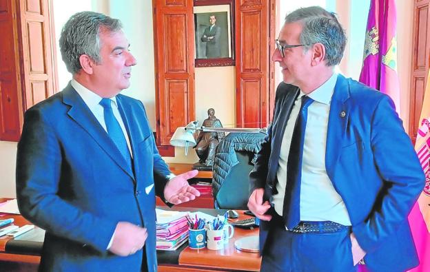 Primera reunión de Vázquez