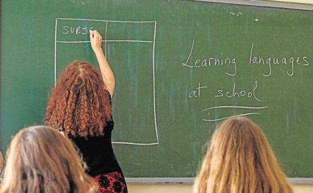 El Club de Idiomas para jóvenes nacidos entre 2008 y 2011 llega a cinco nuevas pedanías murcianas