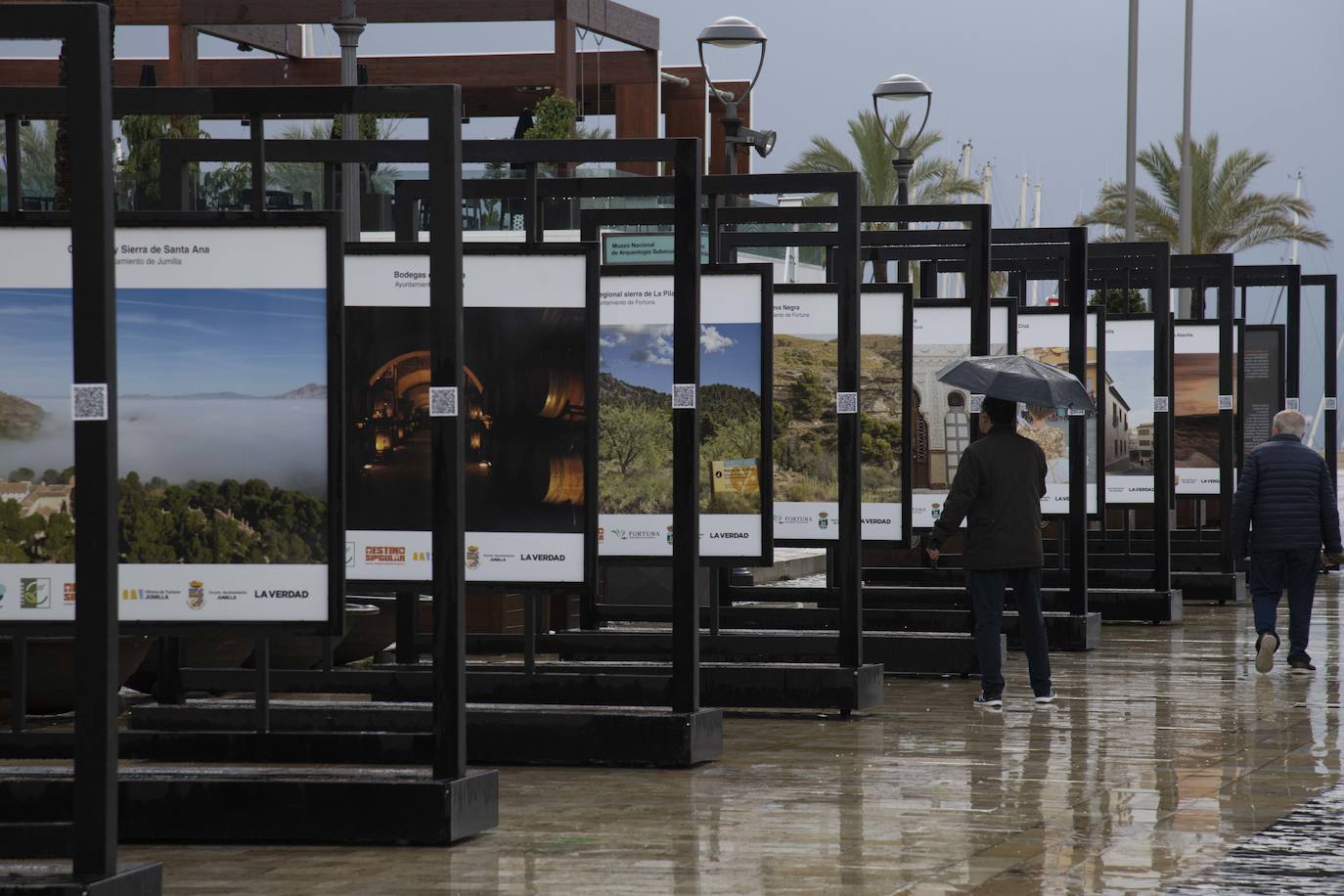 La exposición itinerante 'Viaje a un destino singular' recala en Cartagena