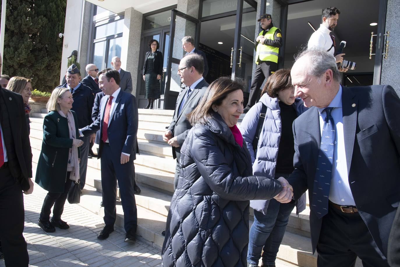 La visita de la ministra Margarita Robles a Cartagena, en imágenes