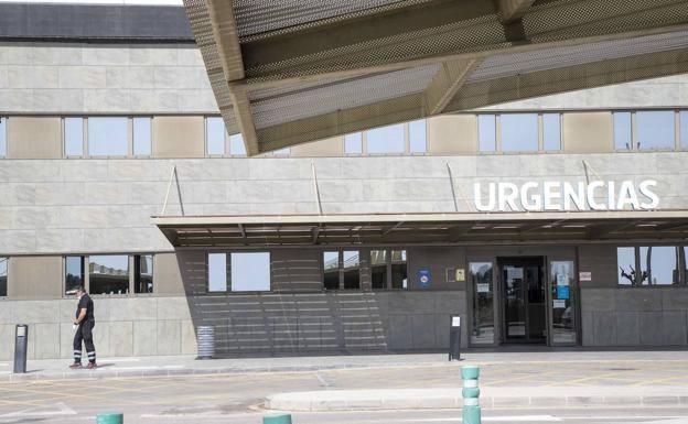 Trasladada al hospital una mujer de 60 años tras caer a una zanja en Torre Pacheco