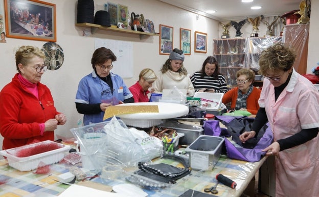 Nervios y prisas a solo una semana del Carnaval de Águilas